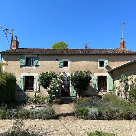 2 Chez Tabuteau Bed and Breakfast Plaisance  Exteriör bild