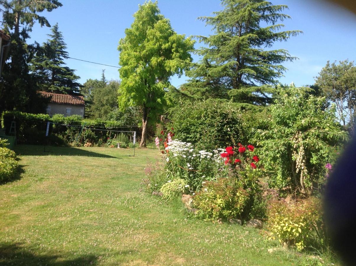 2 Chez Tabuteau Bed and Breakfast Plaisance  Exteriör bild