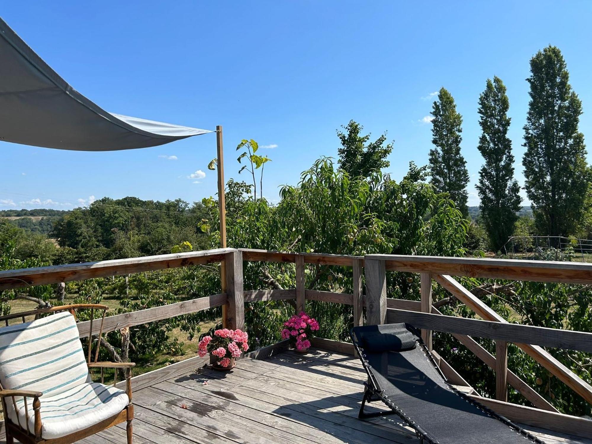 2 Chez Tabuteau Bed and Breakfast Plaisance  Exteriör bild